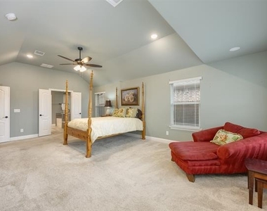 1416 Alexander Drive - Photo Thumbnail 21
