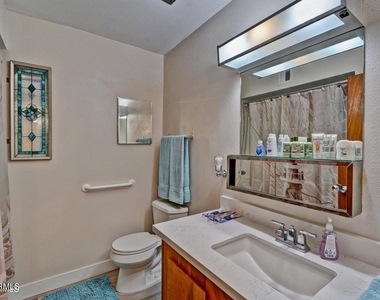2007 N Normal Avenue - Photo Thumbnail 17