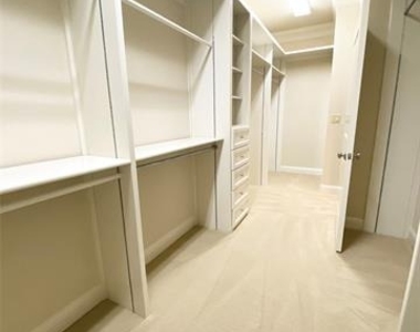 6505 Bandera Avenue - Photo Thumbnail 10