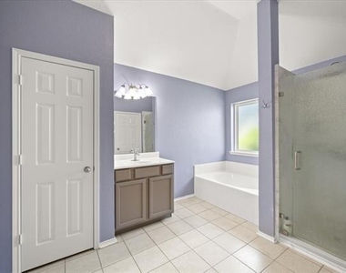 5920 Westgate Drive - Photo Thumbnail 21