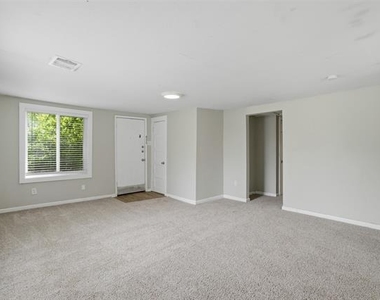 1214 Jones Street - Photo Thumbnail 16