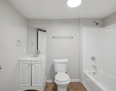 1214 Jones Street - Photo Thumbnail 21