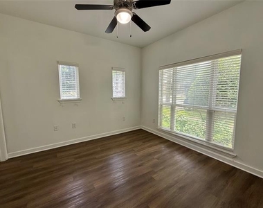 6740 Windhaven Parkway - Photo Thumbnail 2
