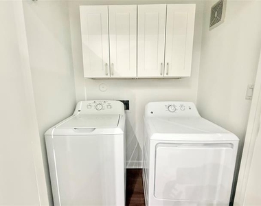 6740 Windhaven Parkway - Photo Thumbnail 9