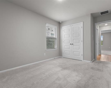 1928 Laurel Park Lane - Photo Thumbnail 12