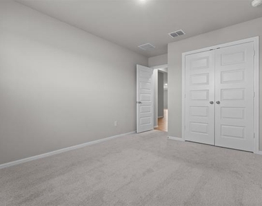 1928 Laurel Park Lane - Photo Thumbnail 17