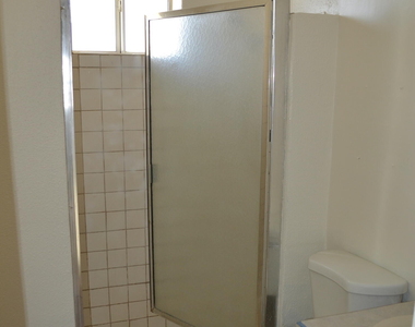 2185 W Ohio Street - Photo Thumbnail 5