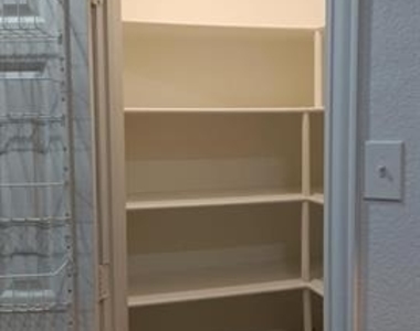 6405 Sapphire Drive - Photo Thumbnail 4