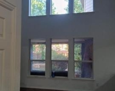 6405 Sapphire Drive - Photo Thumbnail 13