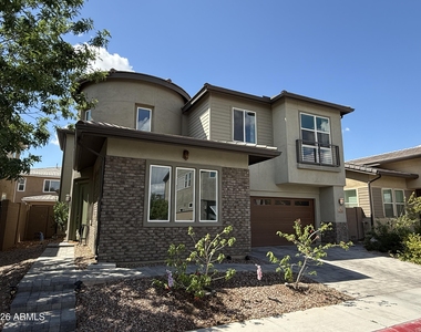 1729 W Myrna Lane - Photo Thumbnail 1