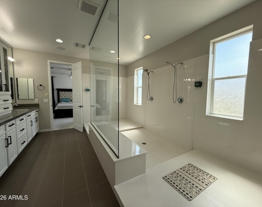 1729 W Myrna Lane - Photo Thumbnail 21