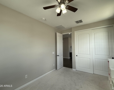 1729 W Myrna Lane - Photo Thumbnail 29