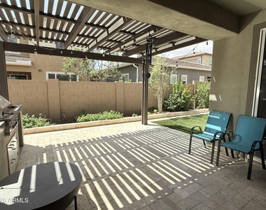 1729 W Myrna Lane - Photo Thumbnail 37