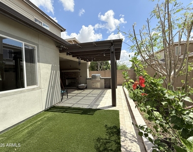 1729 W Myrna Lane - Photo Thumbnail 43