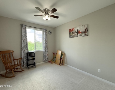 1729 W Myrna Lane - Photo Thumbnail 27