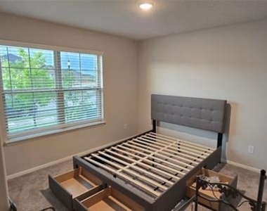 14220 Aberavon Drive - Photo Thumbnail 12