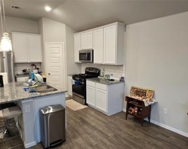 14220 Aberavon Drive - Photo Thumbnail 8