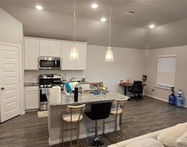 14220 Aberavon Drive - Photo Thumbnail 6