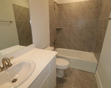 833 Tennessee Drive - Photo Thumbnail 26