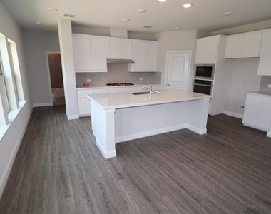 833 Tennessee Drive - Photo Thumbnail 18