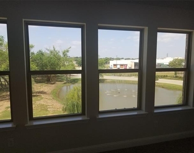 833 Tennessee Drive - Photo Thumbnail 29