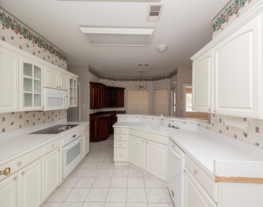 4525 Teasley Lane - Photo Thumbnail 33