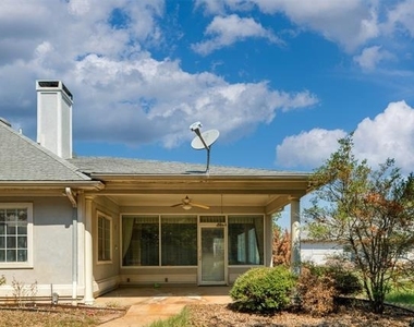 4525 Teasley Lane - Photo Thumbnail 3
