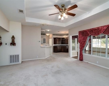 4525 Teasley Lane - Photo Thumbnail 17
