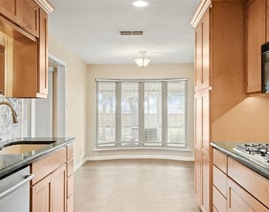 611 Field Street - Photo Thumbnail 10