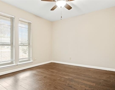 611 Field Street - Photo Thumbnail 16