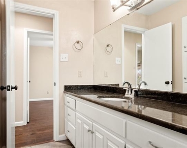 611 Field Street - Photo Thumbnail 18