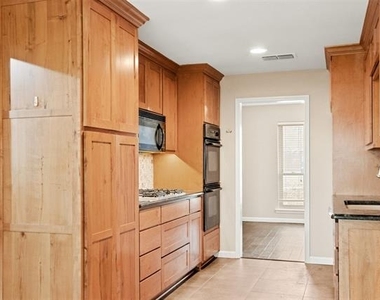 611 Field Street - Photo Thumbnail 8