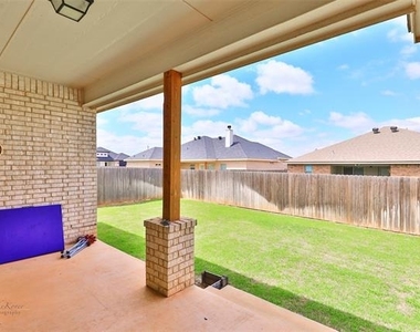 3126 Oakley Street - Photo Thumbnail 27