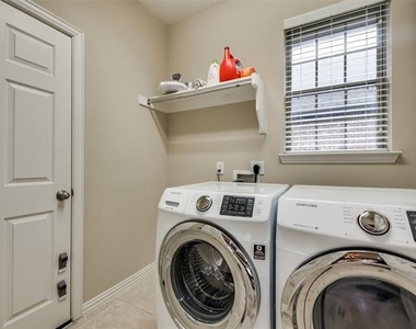 925 Sloan Drive - Photo Thumbnail 20