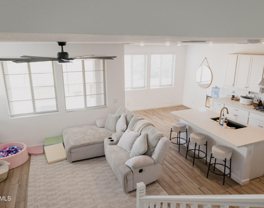 9403 E Solina Avenue - Photo Thumbnail 1