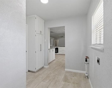 2120 Nottingham Boulevard - Photo Thumbnail 22