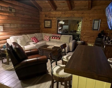 1126 Kingston Drive - Photo Thumbnail 19