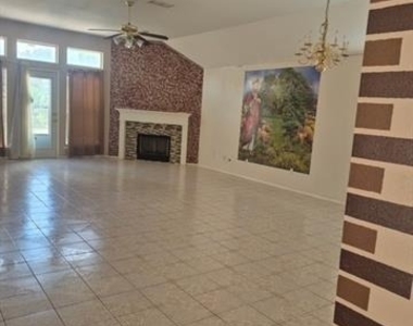 8841 San Joaquin Trail - Photo Thumbnail 12