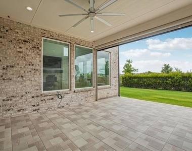 3960 Medio Creek Drive - Photo Thumbnail 21
