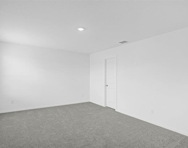 921 Mossycup Street - Photo Thumbnail 21