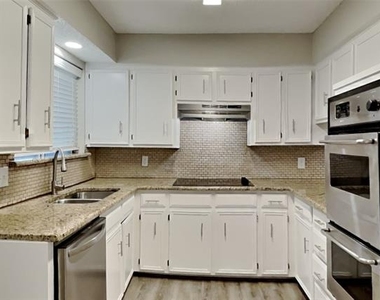 4300 Spring Hill Lane - Photo Thumbnail 3