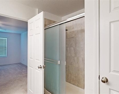 4536 Benham Drive - Photo Thumbnail 16