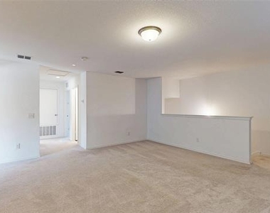 4536 Benham Drive - Photo Thumbnail 20
