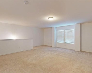 4536 Benham Drive - Photo Thumbnail 21
