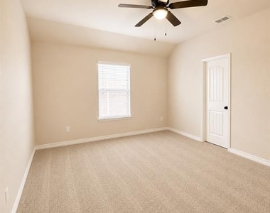 8416 Whistling Duck Drive - Photo Thumbnail 17