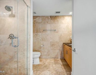 7121 E Rancho Vista Drive - Photo Thumbnail 27