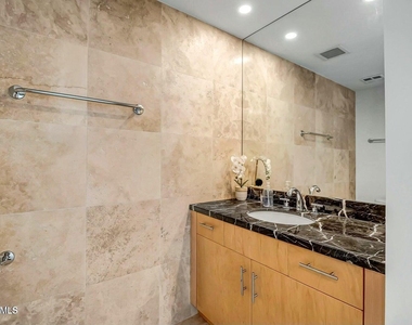 7121 E Rancho Vista Drive - Photo Thumbnail 28