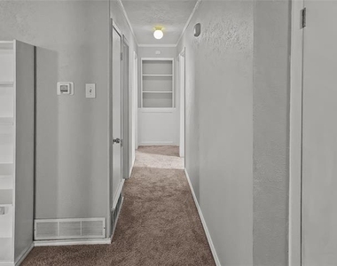 701 Idlewilde Drive - Photo Thumbnail 10