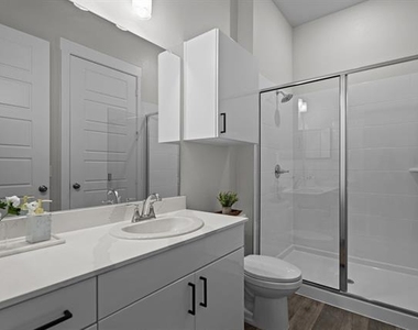 4770 N Luxe Lane - Photo Thumbnail 11