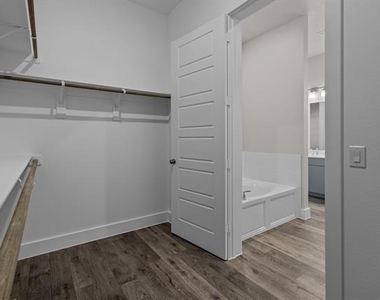 4770 N Luxe Lane - Photo Thumbnail 23